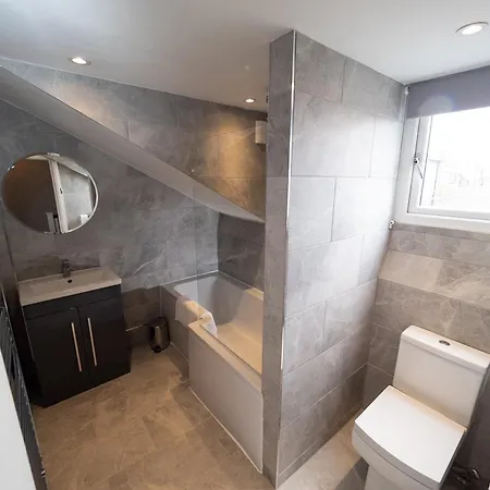 Sea View House * Scarborough